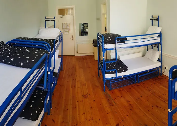 Хостел The Four Courts *