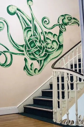 The Four Courts Хостел Дублин