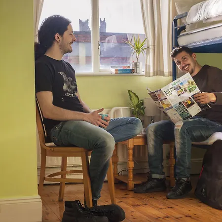 Hostel The Four Courts *